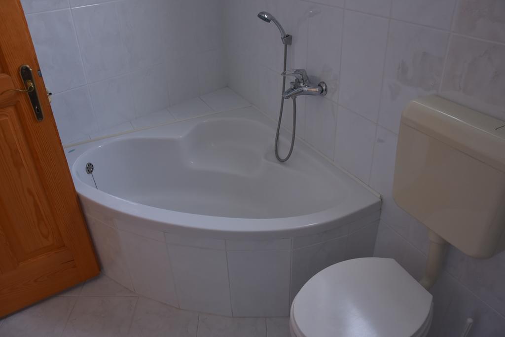 Apartment And Studio Damjan Ohri Dış mekan fotoğraf